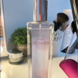 Looking for Lovely Dreamer spray. Bath & Body